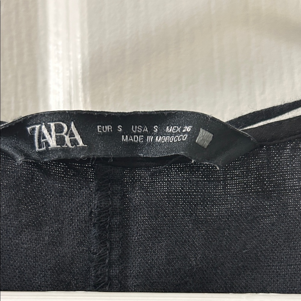 Zara Black Sleeveless Button-Down Romper - Picture 2 of 4